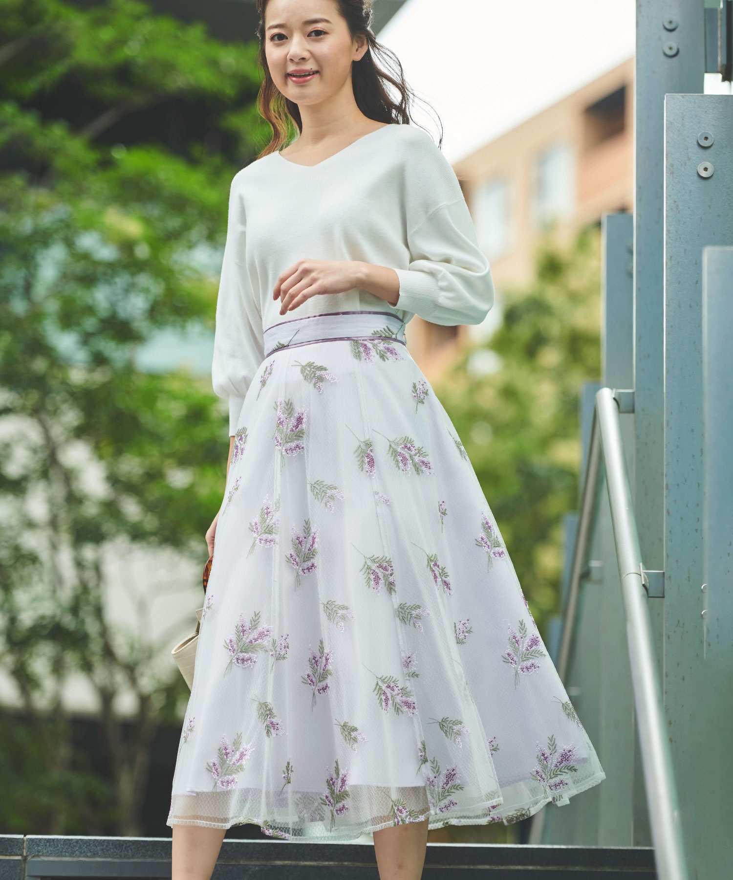 ミモザ刺繍チュールスカート | フレアスカート | Noela OFFICIAL WEB STORE