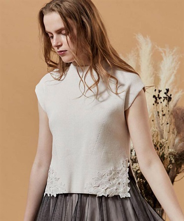 レースヘムニット