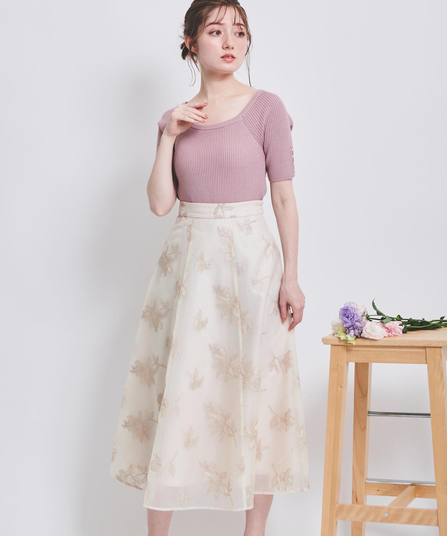 オーガンジー刺繍スカート | フレアスカート | Noela OFFICIAL WEB STORE