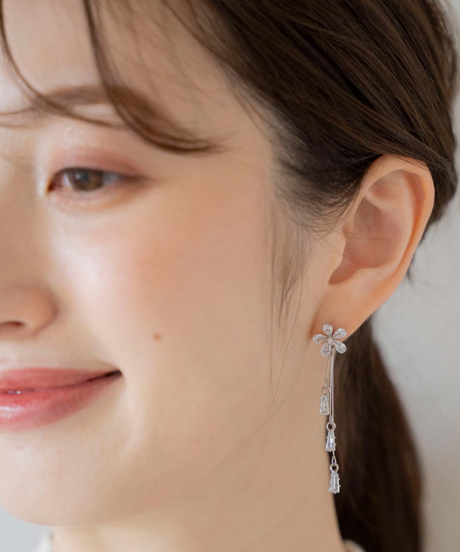 ビジュースウィングピアス | ピアス | Noela OFFICIAL WEB STORE ビジュースウィングピアス | ピアス | Noela OFFICIAL WEB STORE