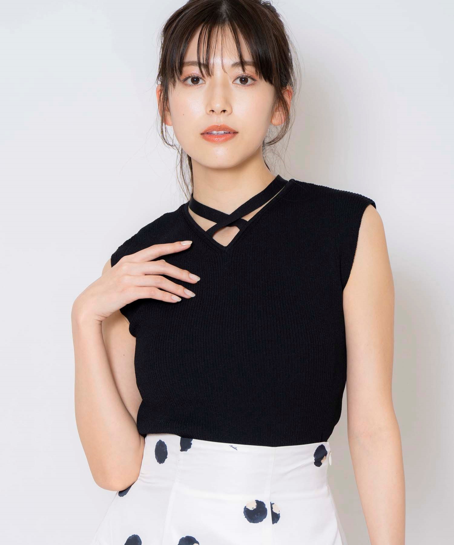 クロスストラップノースリニット | ニット | NOELA OFFICIAL WEB STORE