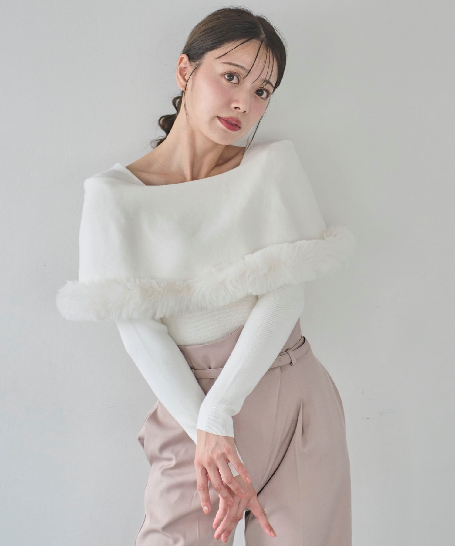 ファートリムニット | ニット | Noela OFFICIAL WEB STORE ファートリムニット | ニット | Noela OFFICIAL WEB STORE