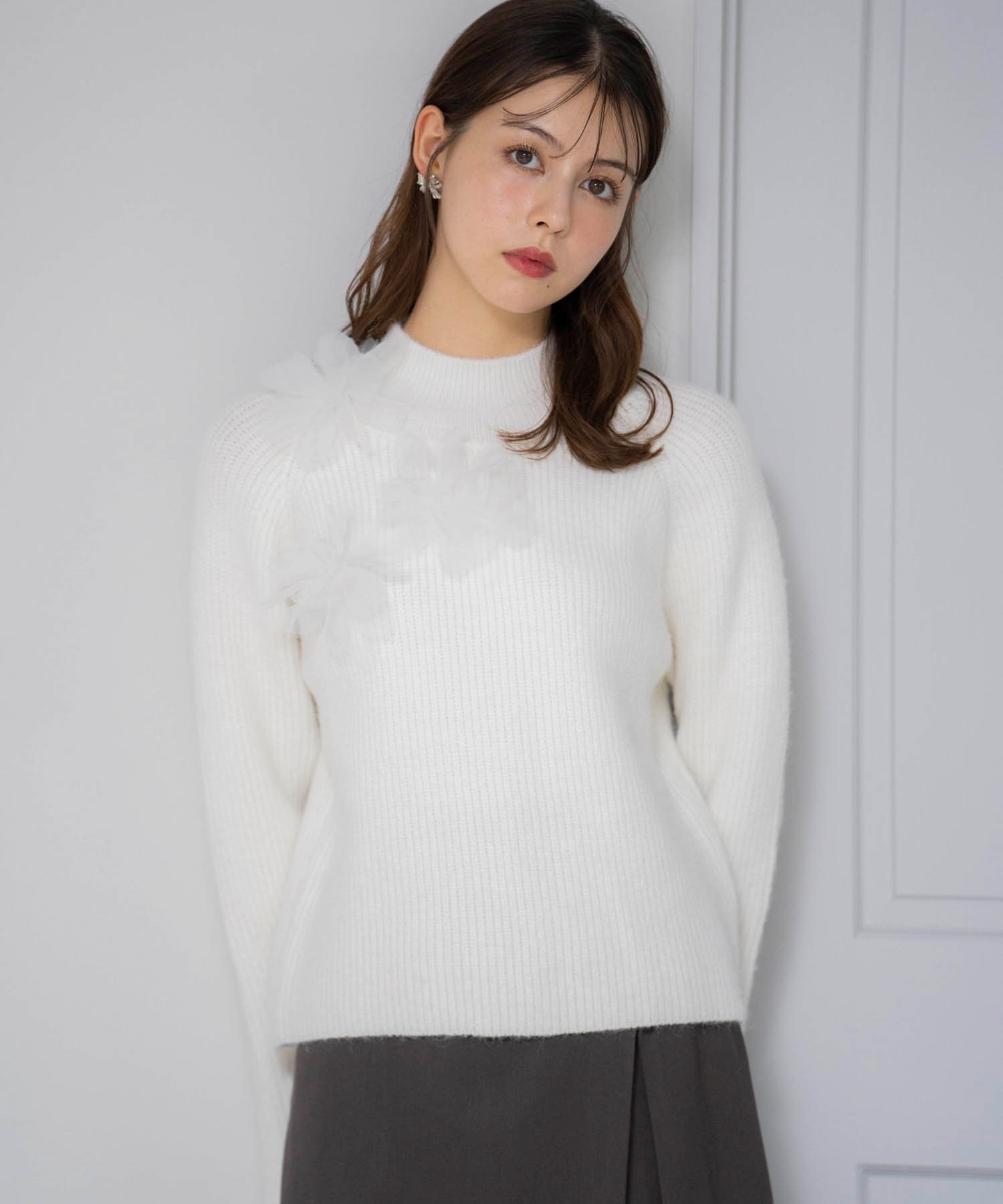 フラワーモチーフニット | ニット | Noela OFFICIAL WEB STORE