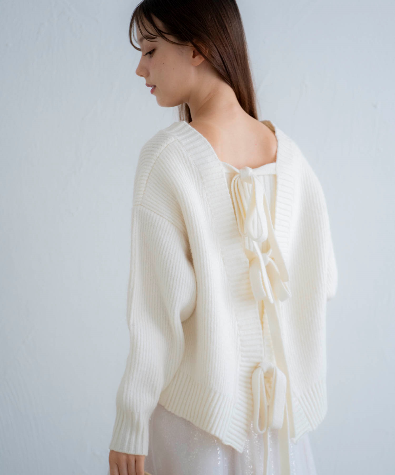 バックリボンゆるニット | ニット | Noela OFFICIAL WEB STORE