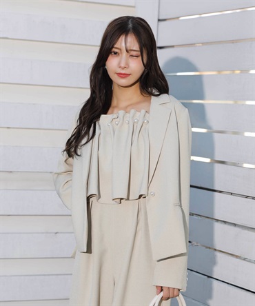 OUTER | Noela OFFICIAL WEB STORE OUTER | Noela OFFICIAL WEB STORE