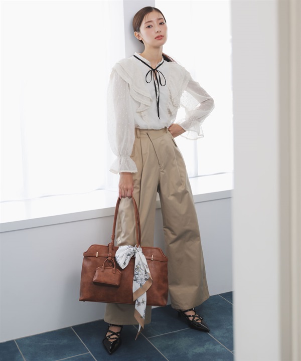 ワイドチノパンツ