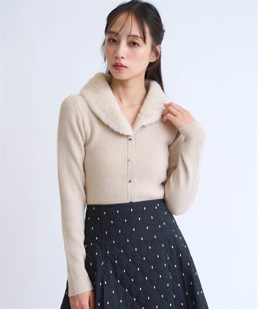【予約】ファーカラーニット(82ベージュ-フリー-10月下旬ごろのお届け)