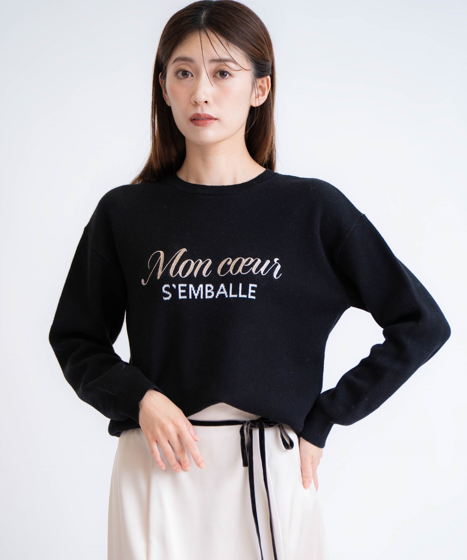 【予約】ジャカードロゴ刺繍ニット(00ブラック-フリー-11月下旬ごろのお届け)