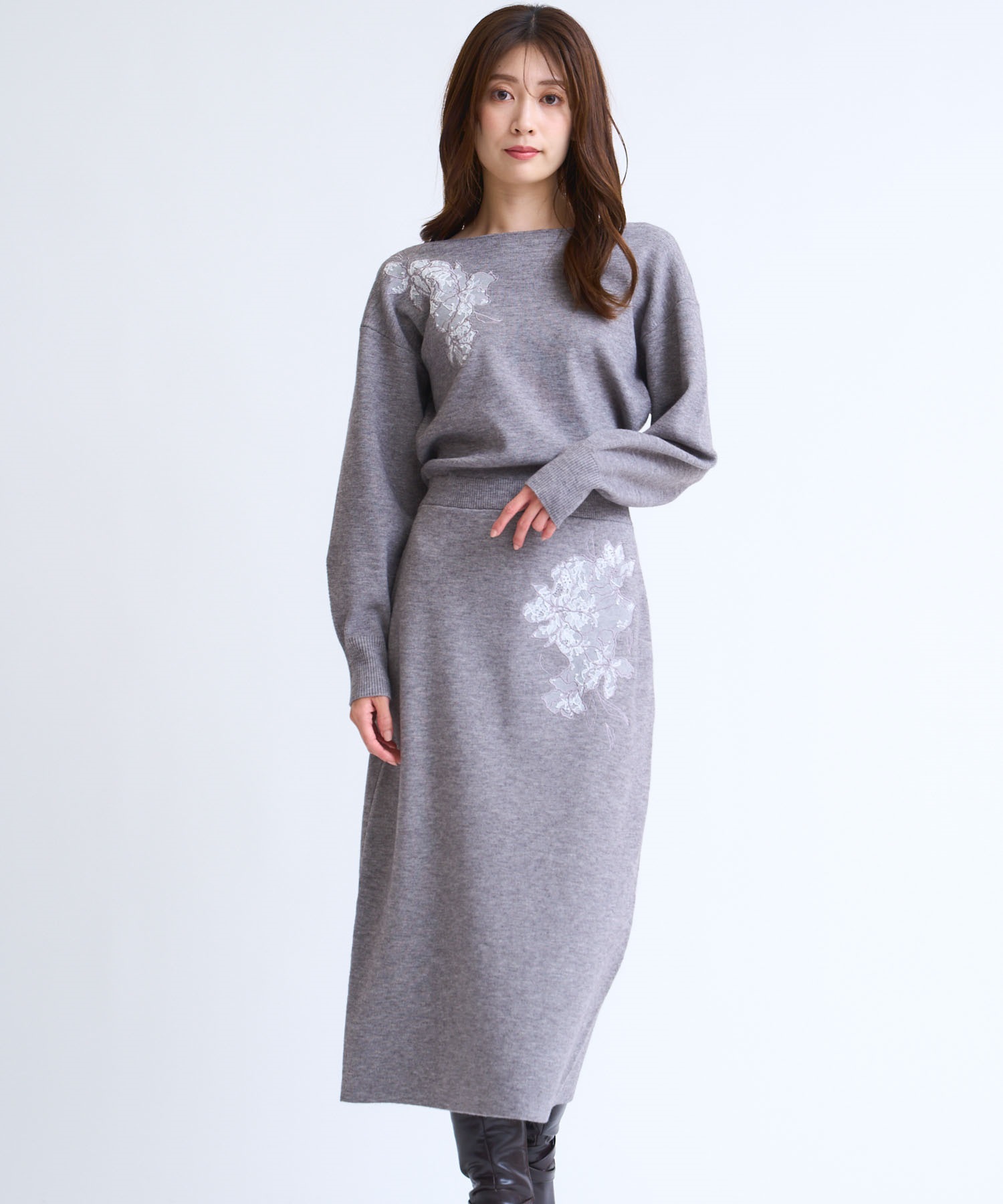 【予約】レース刺繍ニットワンピース(11グレー-フリー-10月下旬ごろのお届け)