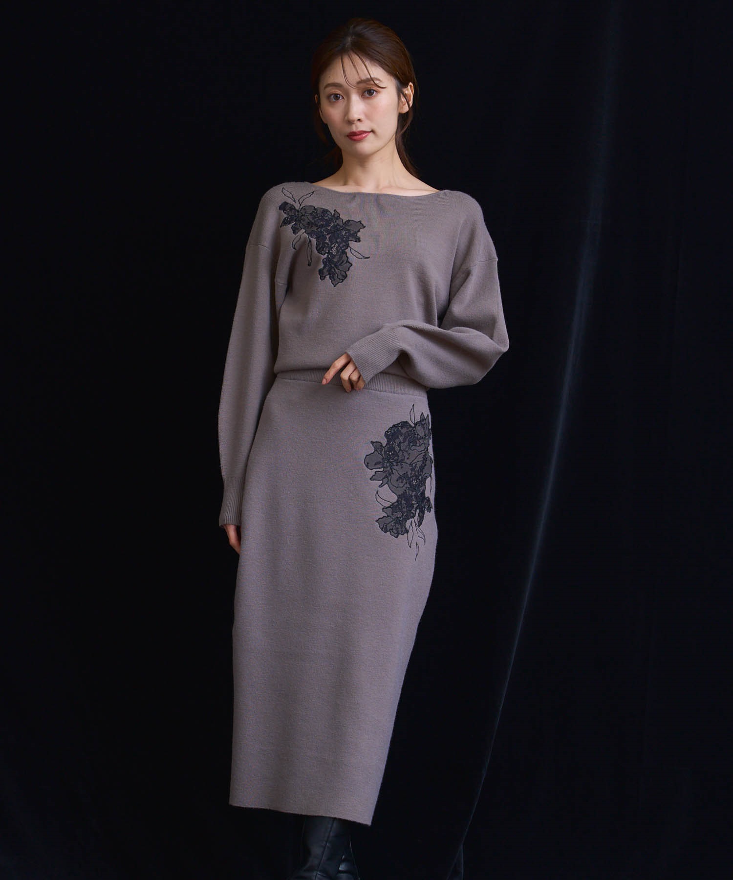 【予約】レース刺繍ニットワンピース(85モカ-フリー-10月下旬ごろのお届け)