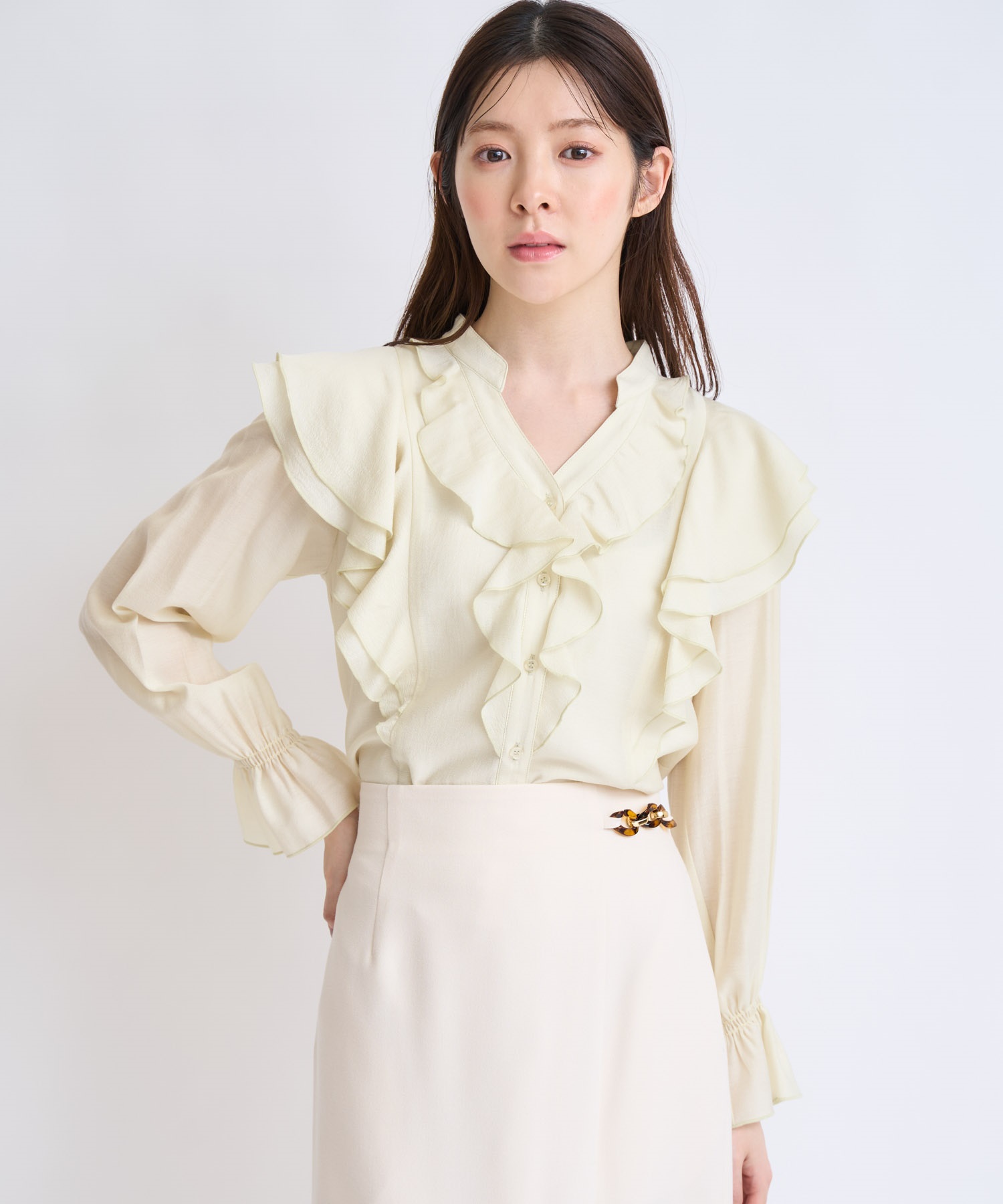 【予約】フリルスキッパーブラウス(51イエロー-フリー-2月下旬ごろのお届け)