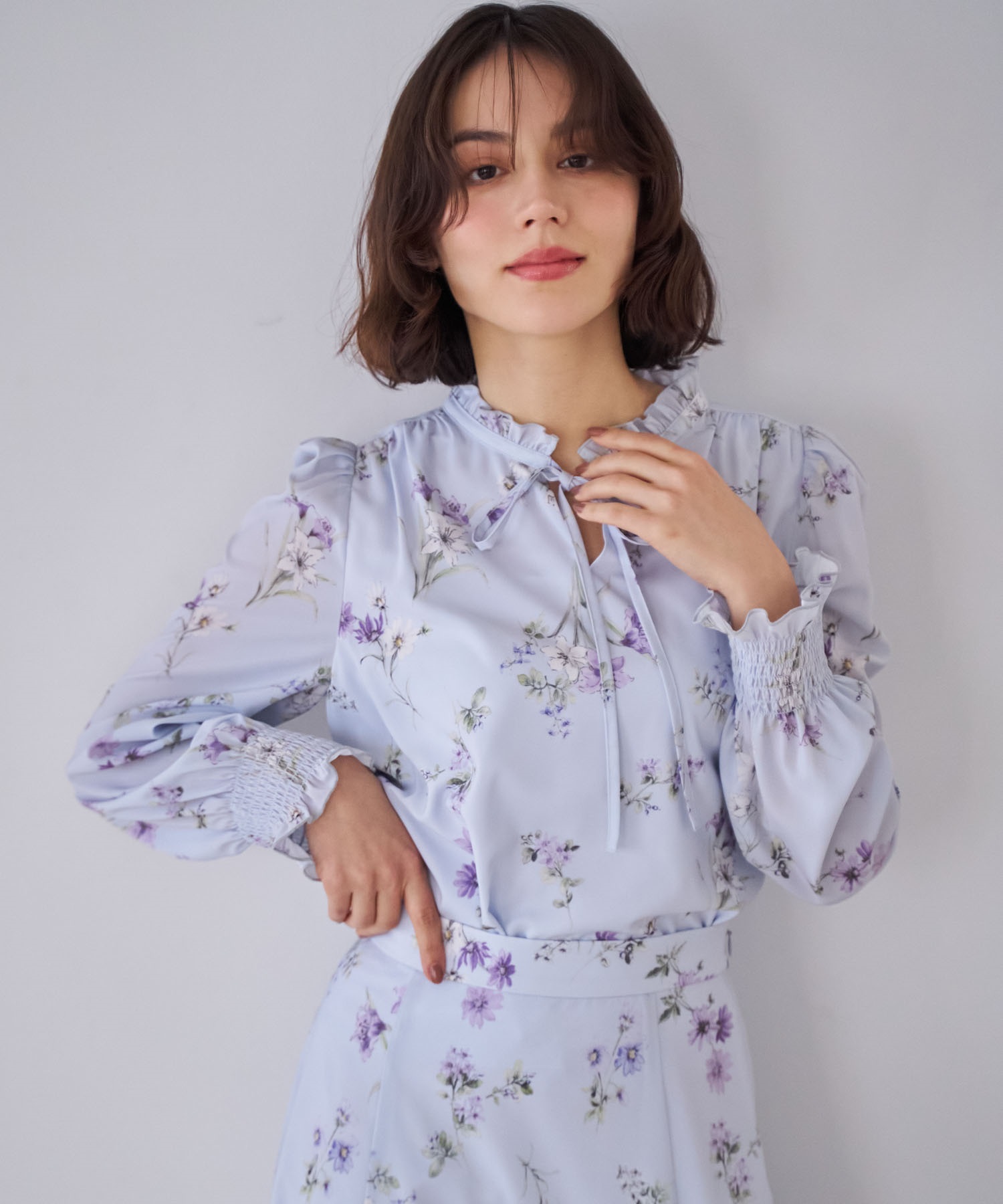 【予約】花柄シアーブラウス