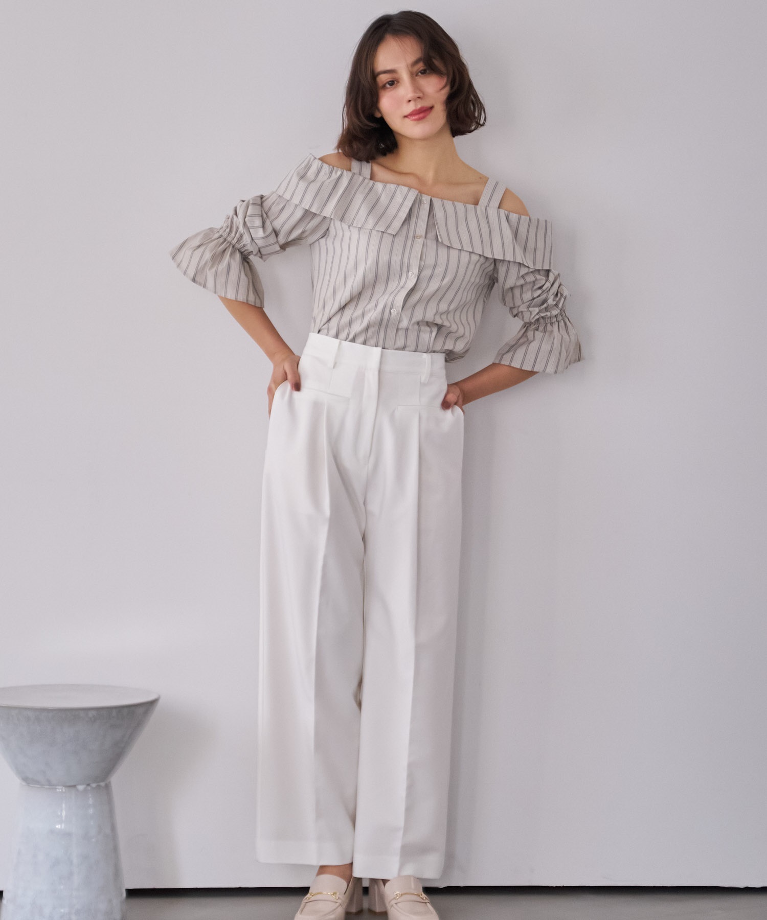 【予約】ポケットデザインワイドパンツ(01オフホワイト-Ｓ-3月下旬ごろのお届け)