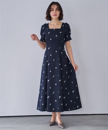 【予約】【Premium】フラワー刺繍ワンピース(70ネイビー-フリー-3月下旬ごろのお届け)
