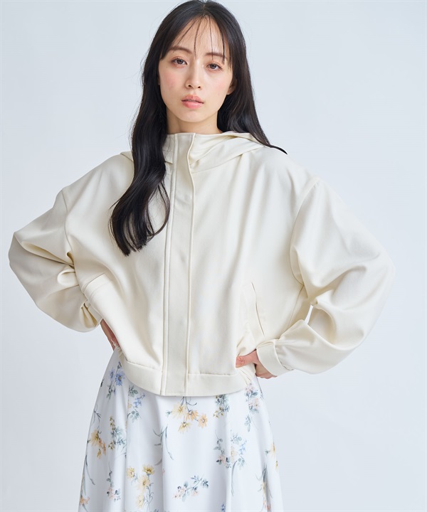 コンパクトフーディージャケット