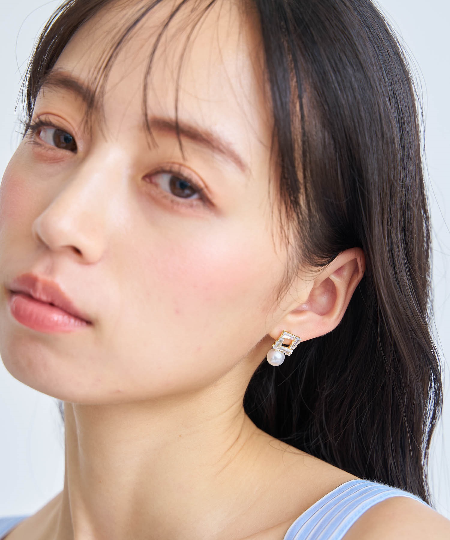 【予約】スクエアビジューピアス