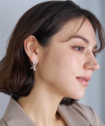 【予約】ツイストデザインパールピアス(13シルバー-フリー-3月下旬ごろのお届け)