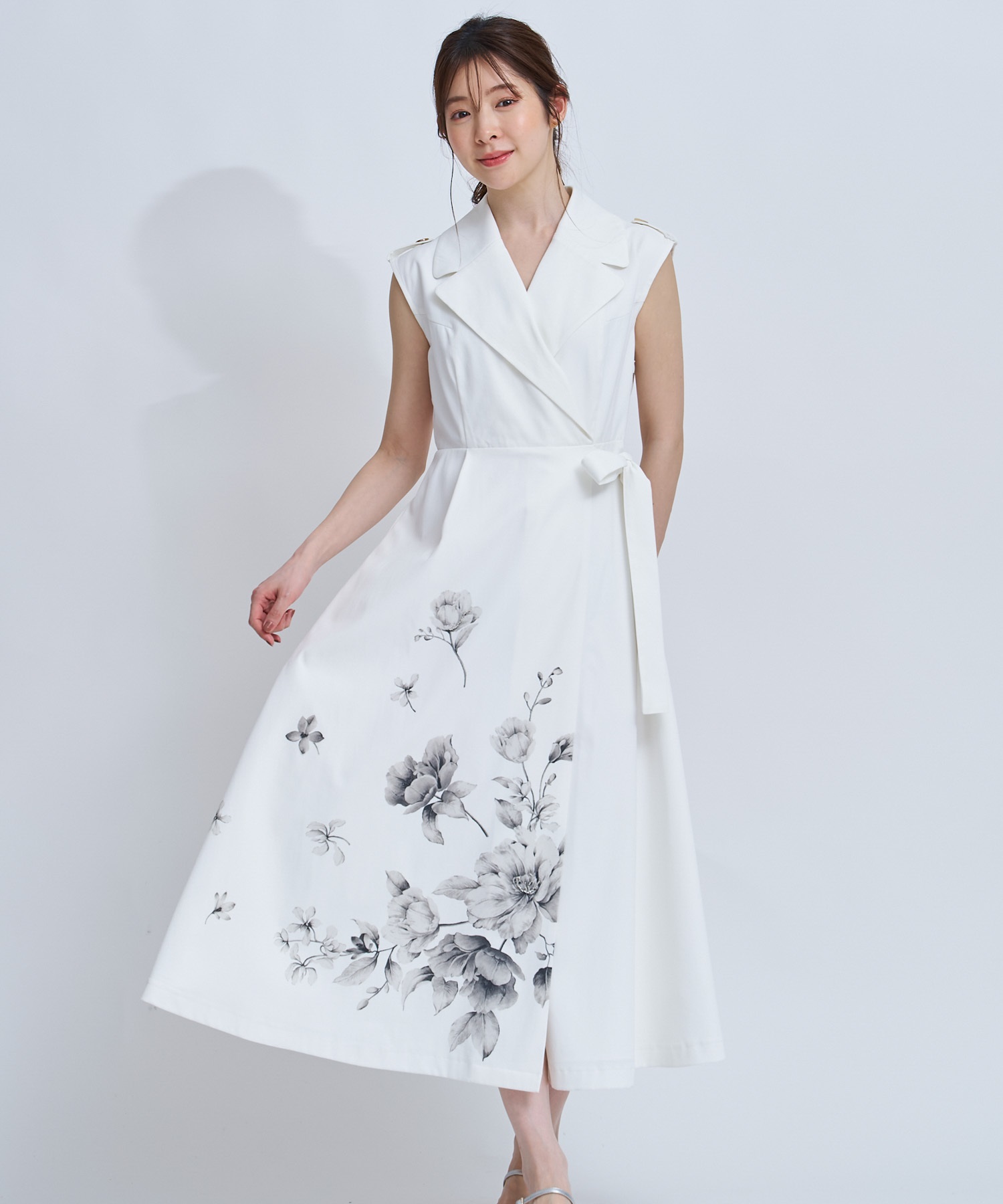 【予約】パネルフラワープリントワンピース(01オフホワイト-Ｓ-4月下旬ごろのお届け)