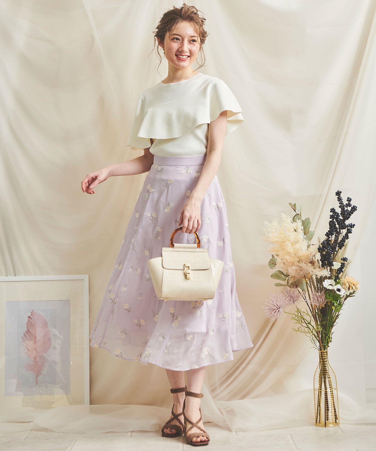 ３Ｄフラワー刺繍スカート | フレアスカート | Noela OFFICIAL WEB STORE