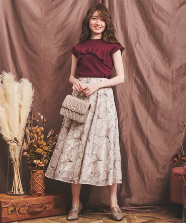 楊柳刺繍スカート | フレアスカート | Noela OFFICIAL WEB STORE