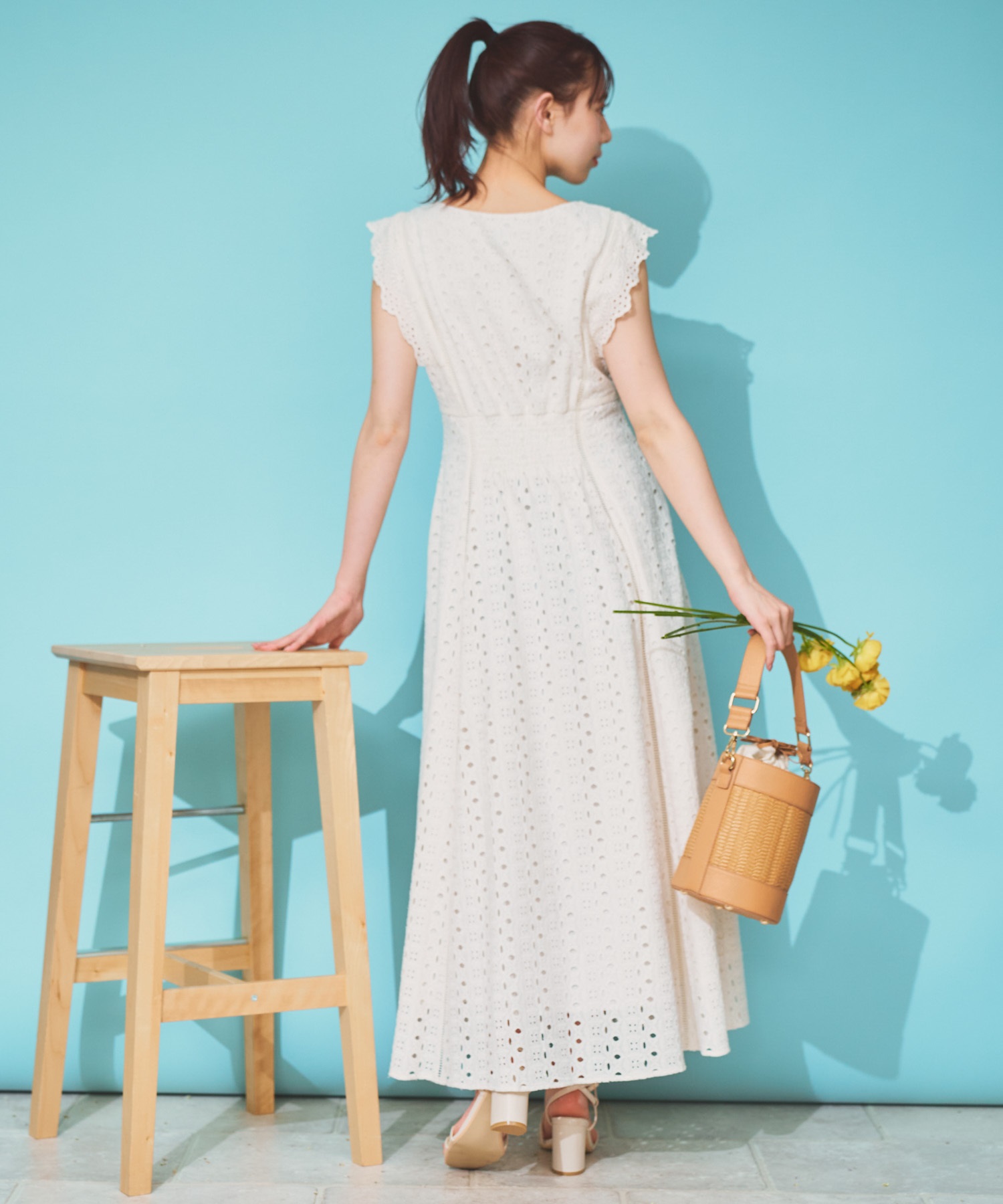 美品＊LAURA ASHLEYワキシワンピース　ロングワンピース　コットンレース