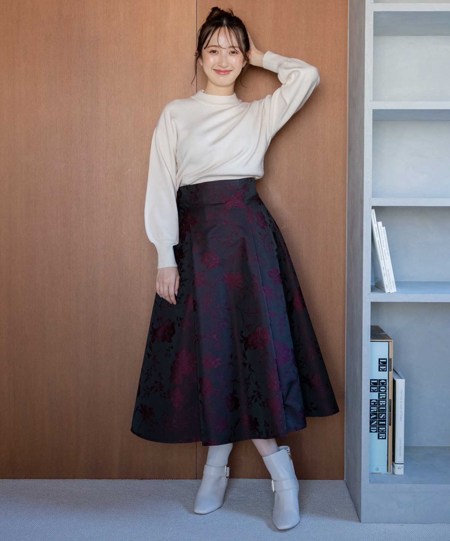新品 1.7万 vin 日本製 ジャガード フラワー 花柄がきれい スカート