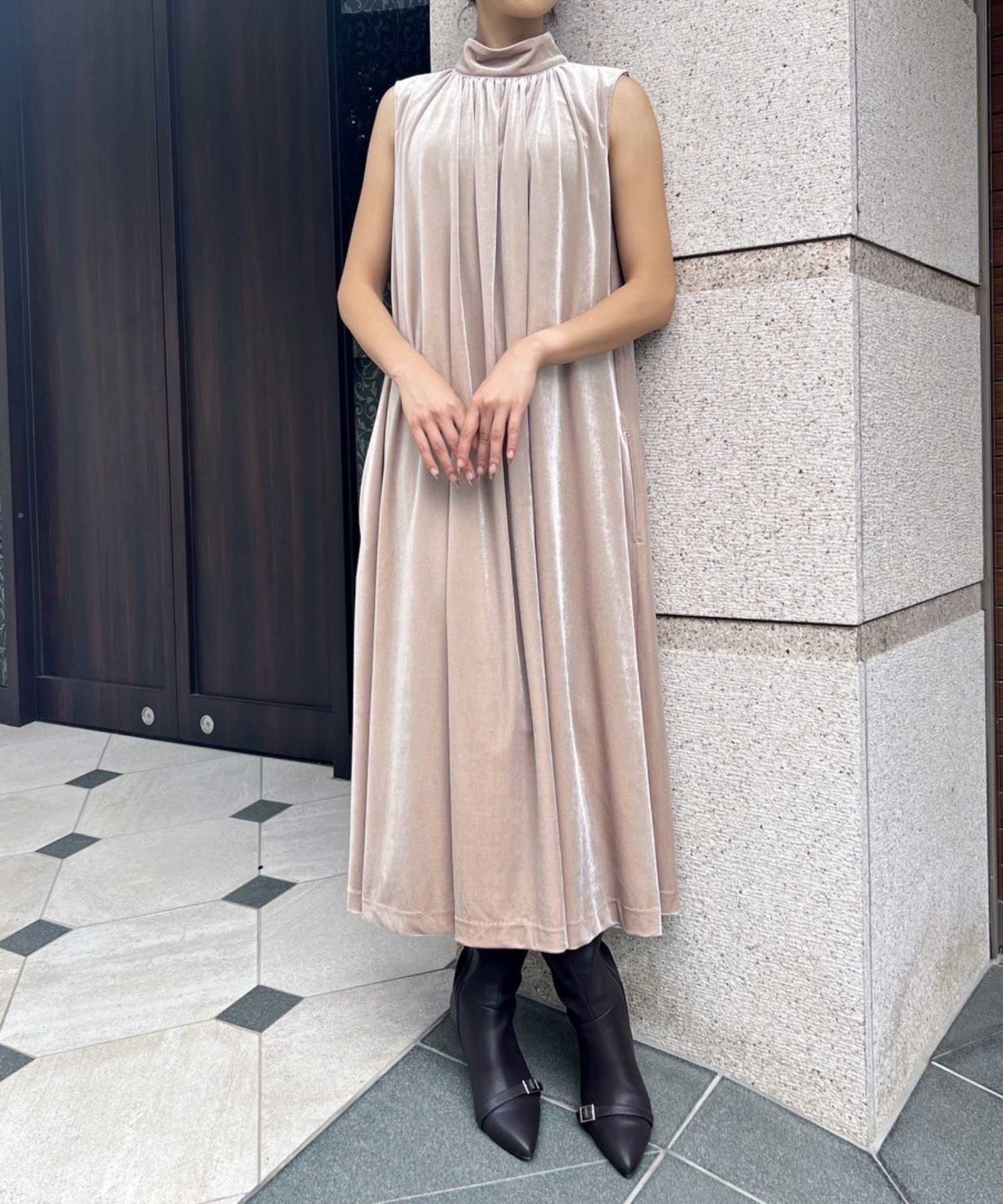 【美品】Doudou ベロアワンピース WEB限定 WEB限定】ベロアワンピース | ロングワンピース | Noela