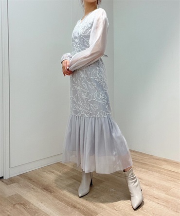 【新品タグ付】 Noela 花柄 カットワーク ロングワンピース M 定価2万 セール】【ZOZO限定再入荷】花柄ロングワンピース（ワンピース