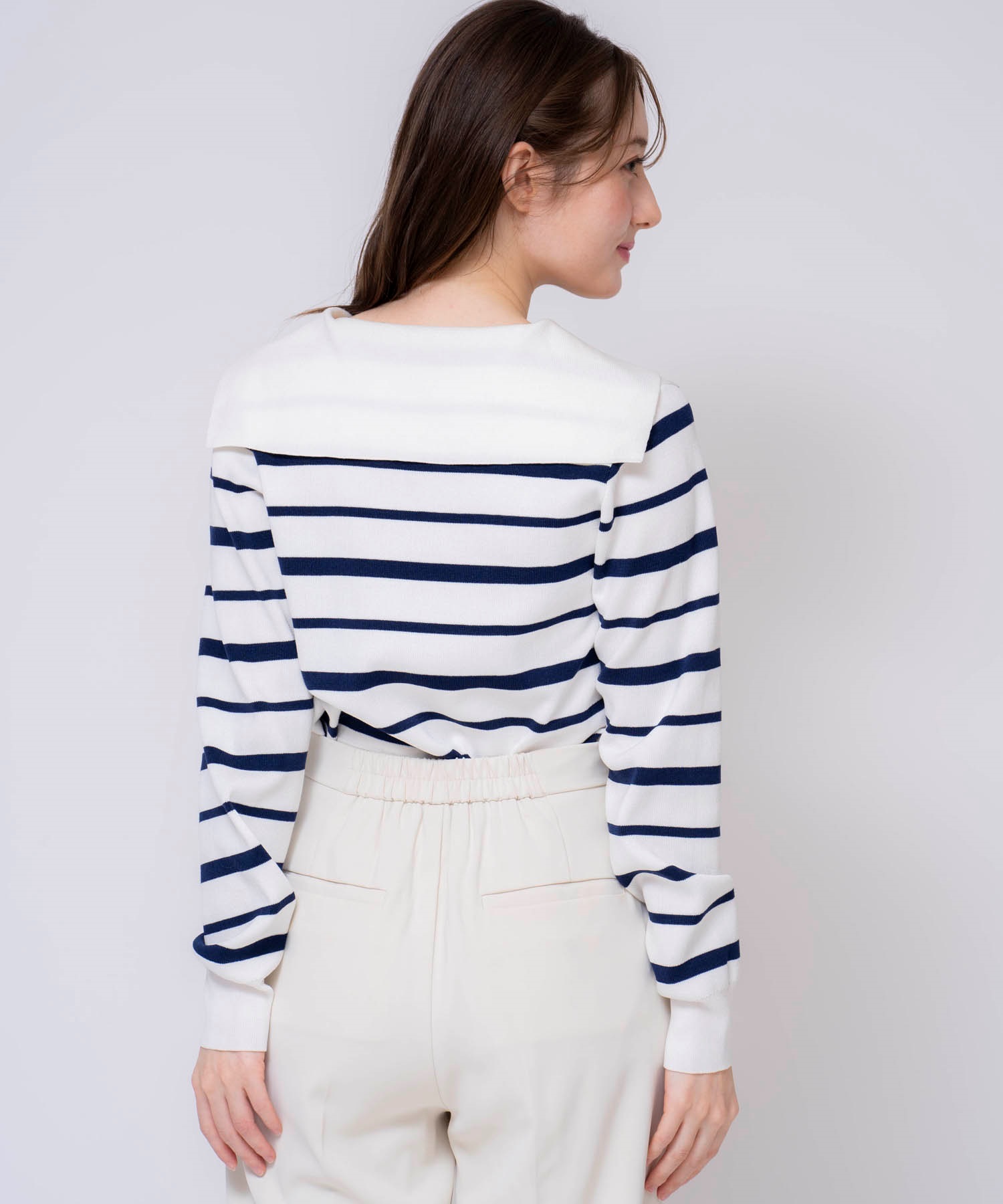 刺繍セーラーカラーニット | ニット | Noela OFFICIAL WEB STORE