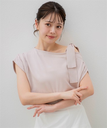 ファートリムニット | ニット | Noela OFFICIAL WEB STORE