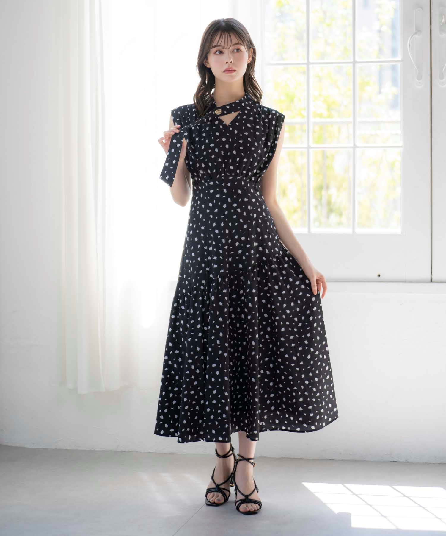 ノエラ Noela ドット刺繍フレアスカート （ブラック） -靴