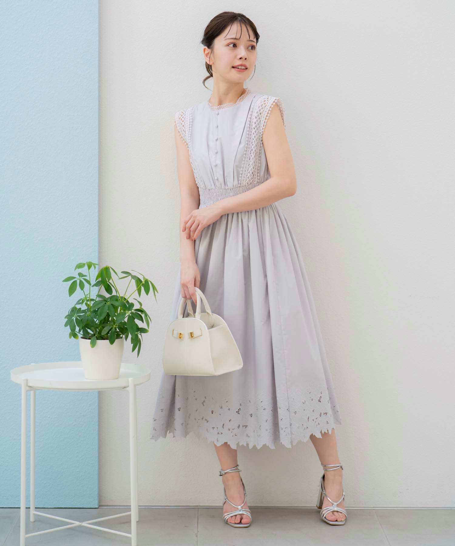 予約】レース刺繍ワンピ | ロングワンピース | Noela OFFICIAL 予約】レース刺繍ワンピ | ロングワンピース | Noela OFFICIAL