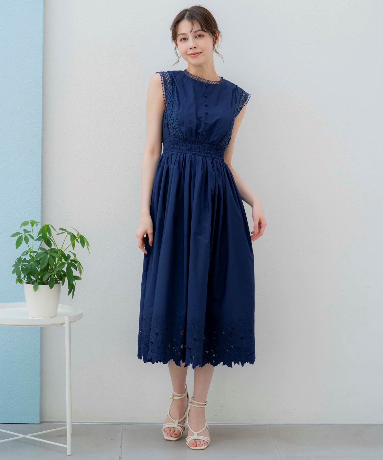 予約】レース刺繍ワンピ | ロングワンピース | Noela OFFICIAL 予約】レース刺繍ワンピ | ロングワンピース | Noela OFFICIAL