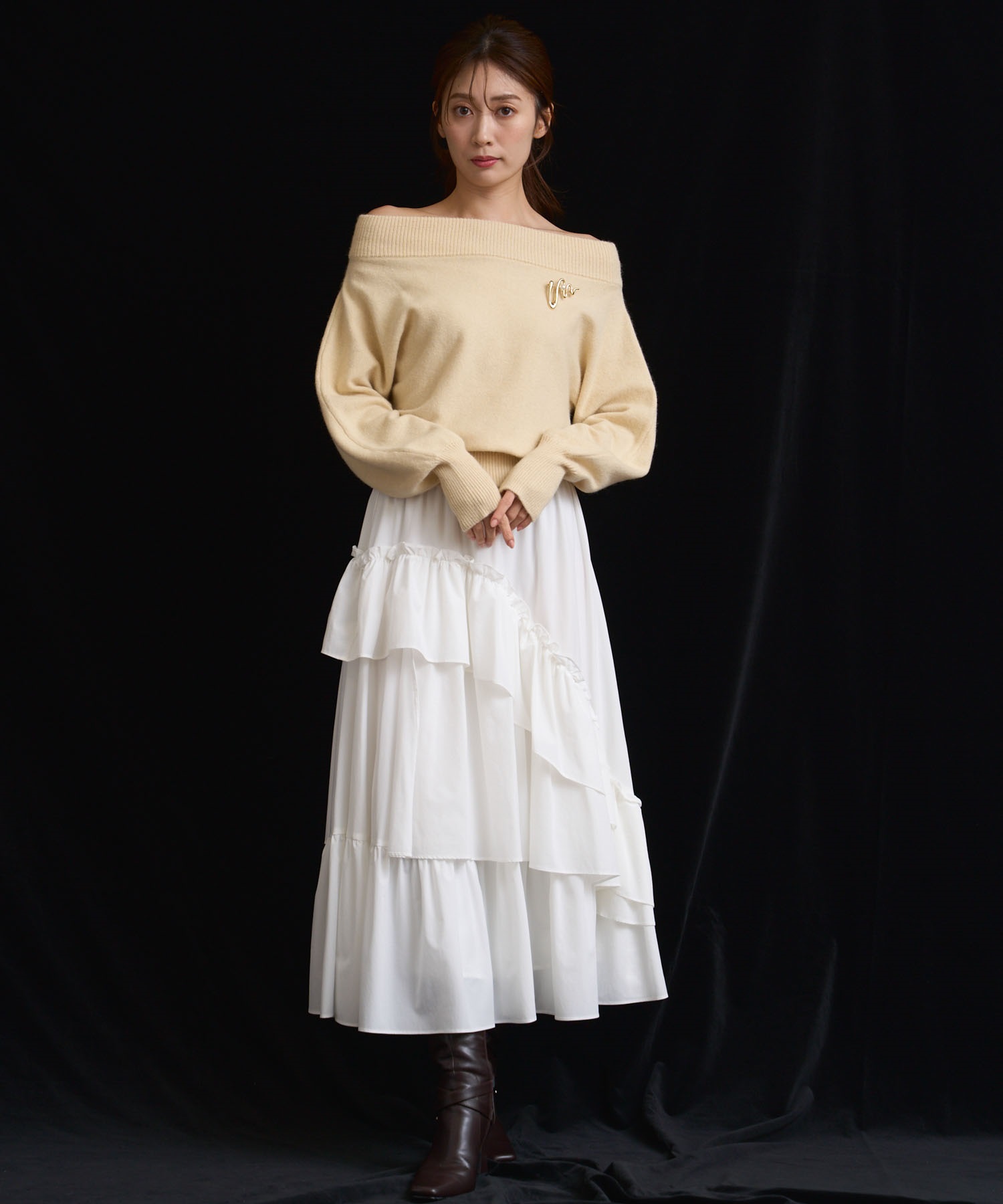 予約】ラクーンブレンドオフショルニット | ニット | NOELA