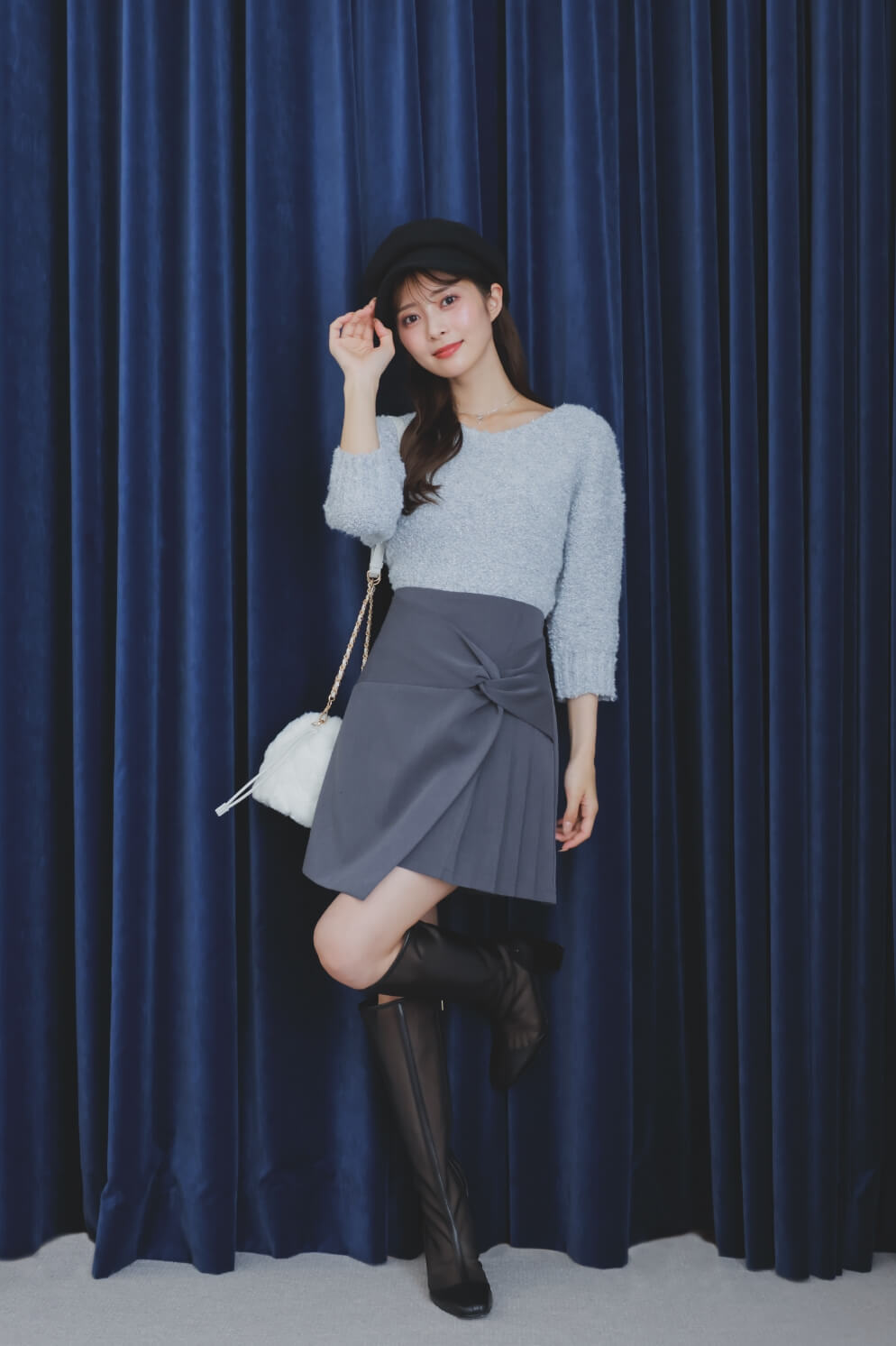 松川星さん全身