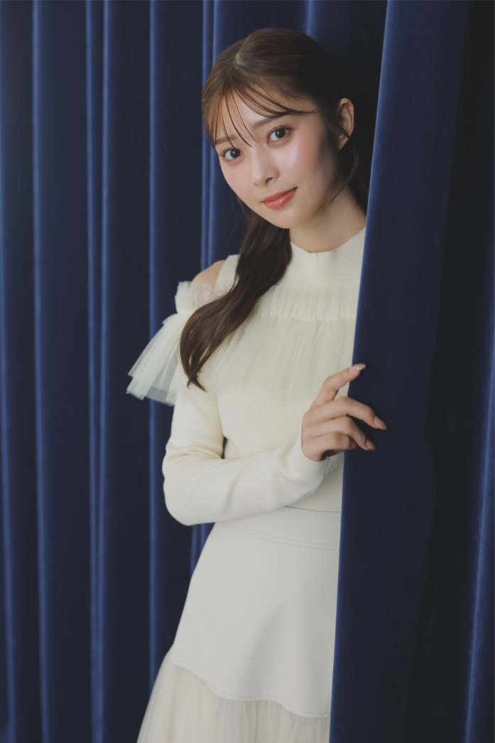 松川星さん全身